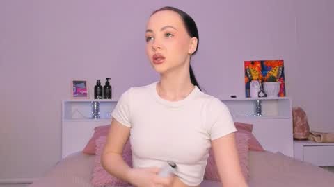 Hello dear my name Elisa online show from 03/02/26, 04:25