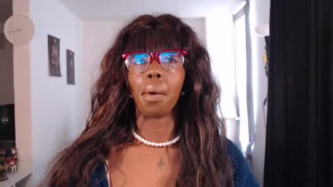 Emilie Diaz online show from 02/15/26, 08:16