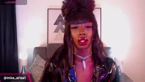 Emilie Diaz online show from 06/17/26, 03:02
