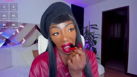 Emilie Diaz online show from 06/26/26, 12:09