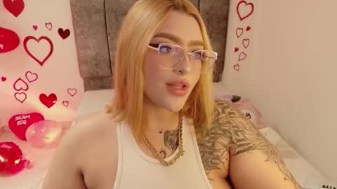 missevans_ online show from 02/18/26, 04:58