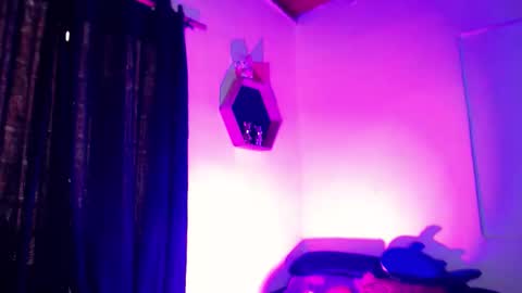 Fer online show from 03/16/26, 06:34