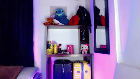 Fer online show from 04/23/26, 04:09