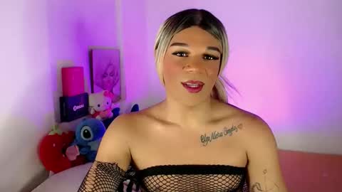 Snapshot of missfer_bigdick chatting on 05/15/26, 11:12 Fer online show from 05/15/26, 11:12