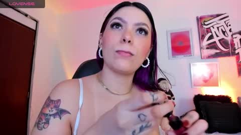 Annie online show from 12/22/24, 01:55