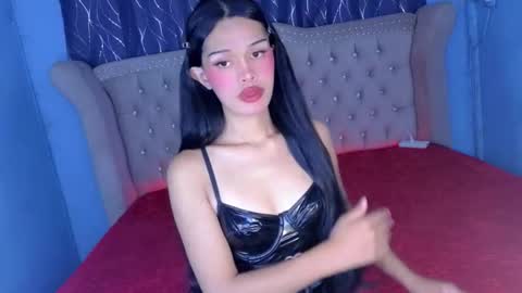 im your queen steffie online show from 12/15/25, 05:55
