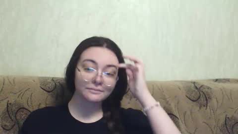 missis mona online show from 04/20/26, 07:04