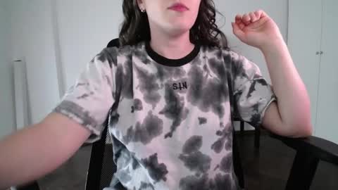 Snapshot of missivana777 chatting on 02/14/25, 08:37 Ivana online show from 02/14/25, 08:37