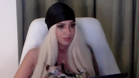 MissJenny7 online show from 10/20/25, 09:04