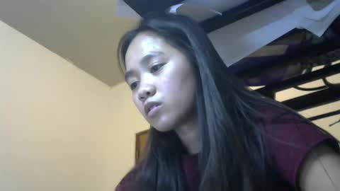 Snapshot of missjona08 chatting on 12/26/24, 05:40 Jona online show from 12/26/24, 05:40