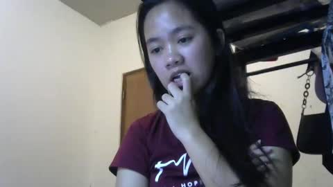 Snapshot of missjona08 chatting on 01/21/25, 06:34 Jona online show from 01/21/25, 06:34
