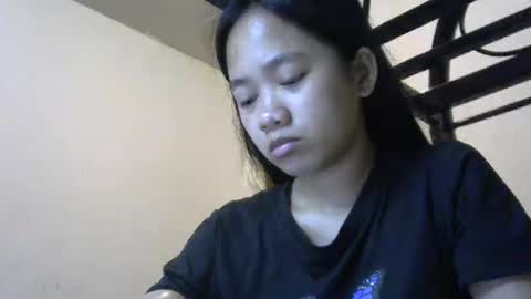 Snapshot of missjona08 chatting on 02/16/25, 06:32 Jona online show from 02/16/25, 06:32