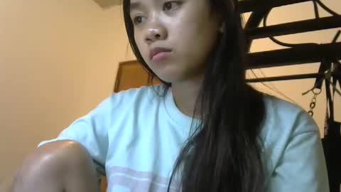 Snapshot of missjona08 chatting on 02/26/25, 06:00 Jona online show from 02/26/25, 06:00