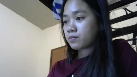 Snapshot of missjona08 chatting on 02/28/25, 05:15 Jona online show from 02/28/25, 05:15