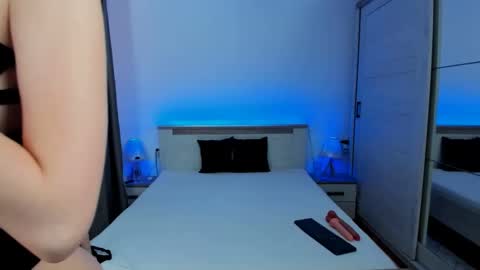 Snapshot of misskarla20 chatting on 12/14/24, 01:16 Miss Karla online show from 12/14/24, 01:16