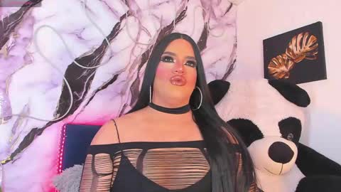 kassandra lazcano online show from 04/19/26, 12:22