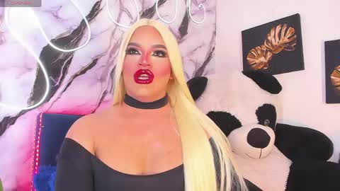 kassandra lazcano online show from 05/23/26, 01:33