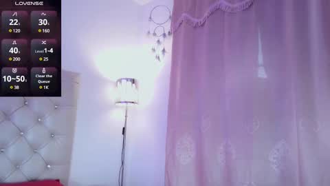 Snapshot of misskatiia chatting on 02/28/25, 11:47 misskatiia online show from 02/28/25, 11:47