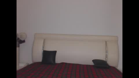 Snapshot of misskhloe chatting on 01/12/26, 06:35 Khloe online show from 01/12/26, 06:35