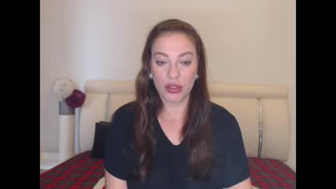 Snapshot of misskhloe chatting on 02/28/26, 08:04 Khloe online show from 02/28/26, 08:04