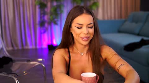 Snapshot of misskiarra chatting on 01/27/25, 06:19 misskiarra online show from 01/27/25, 06:19