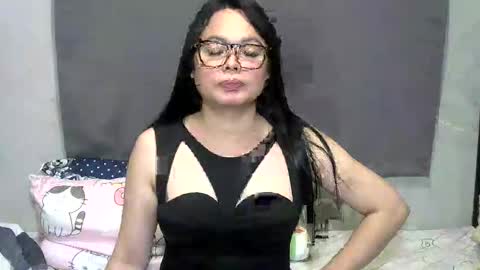 Snapshot of misskinkygoddess chatting on 03/29/26, 04:40 Mistress Maxine Bigsurprise i have many idea online show from 03/29/26, 04:40