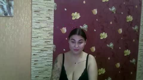 Snapshot of misskiss878 chatting on 02/01/25, 01:34 Lisa online show from 02/01/25, 01:34