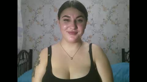 Snapshot of misskiss878 chatting on 03/10/25, 01:45 Lisa online show from 03/10/25, 01:45