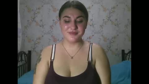 Snapshot of misskiss878 chatting on 03/11/25, 12:44 Lisa online show from 03/11/25, 12:44
