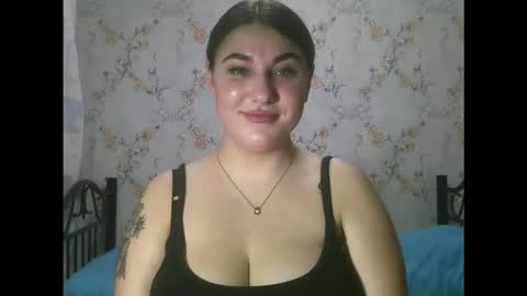 Snapshot of misskiss878 chatting on 10/15/25, 01:39 Lisa online show from 10/15/25, 01:39