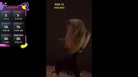 misskristel online show from 09/18/25, 09:11