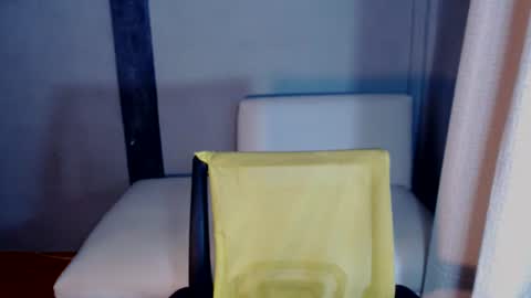 Snapshot of misskristieleah chatting on 06/19/26, 03:11 leah online show from 06/19/26, 03:11