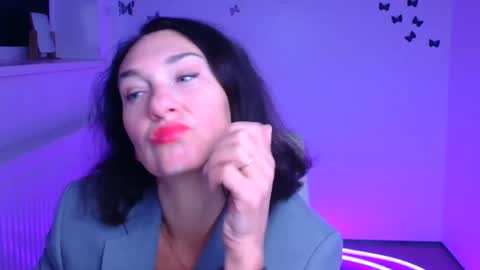 Christina online show from 01/19/26, 12:20