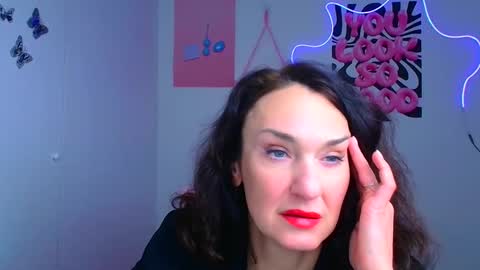 Christina online show from 02/04/26, 12:22