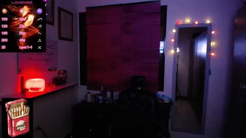 LanaLul  online show from 11/19/25, 05:29