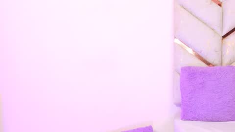 lyly  independient model online show from 04/07/26, 01:55