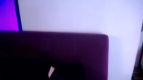 Snapshot of missloise chatting on 01/07/25, 07:17 Miss Loise online show from 01/07/25, 07:17