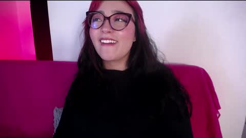 Snapshot of missloise chatting on 01/14/25, 03:57 Miss Loise online show from 01/14/25, 03:57