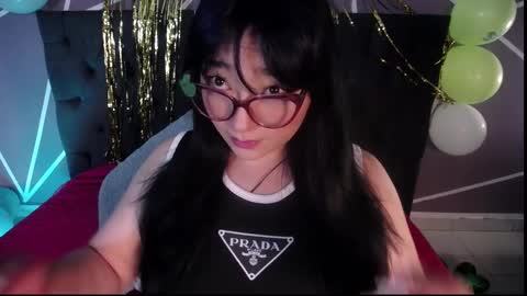 Snapshot of missloise chatting on 02/28/25, 11:25 Miss Loise online show from 02/28/25, 11:25