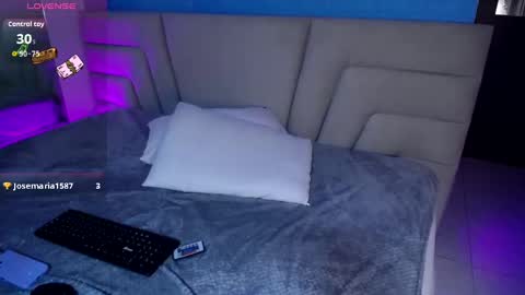 Snapshot of missloise chatting on 10/02/25, 05:36 Miss Loise online show from 10/02/25, 05:36