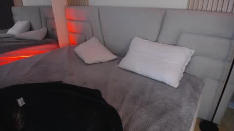 Snapshot of missloise chatting on 12/04/25, 03:49 Miss Loise online show from 12/04/25, 03:49