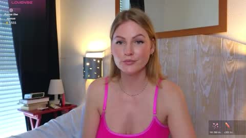 Misslucci online show from 02/26/26, 02:38