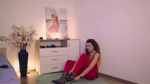 Snapshot of misslullu chatting on 01/23/25, 10:54 Lullu online show from 01/23/25, 10:54