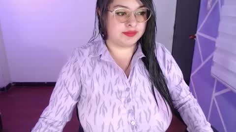 Miia online show from 12/15/25, 03:49