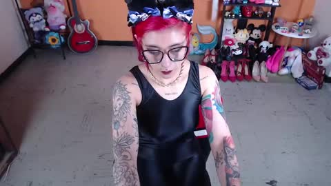 Miss Mia online show from 01/29/25, 04:08