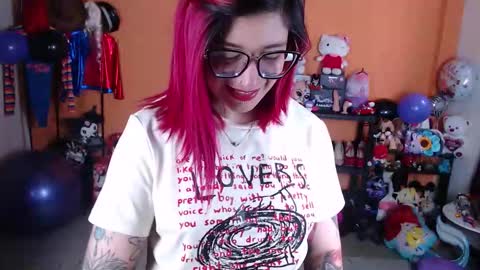 Miss Mia online show from 09/08/25, 02:16