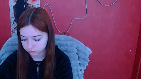 Mia online show from 02/08/26, 12:41