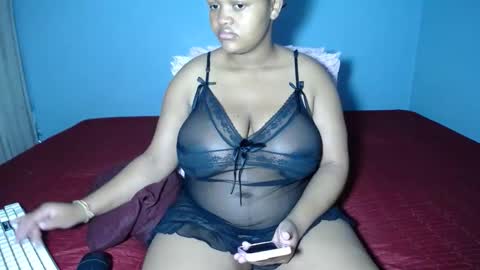 mimmi online show from 11/19/25, 05:51