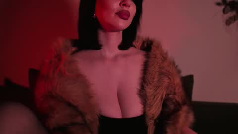   online show from 11/07/25, 01:55