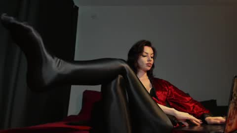 Snapshot of missmirandagd chatting on 05/13/26, 03:20 online show from 05/13/26, 03:20